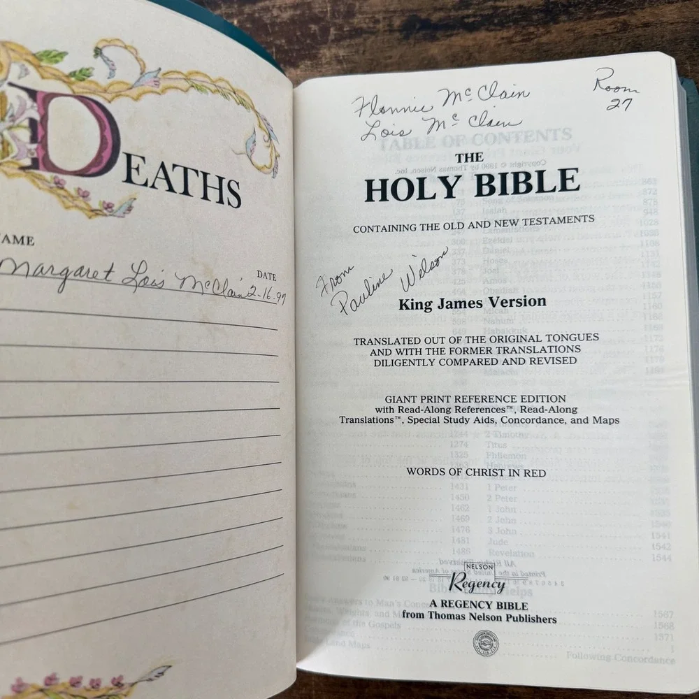 Nelson Regency Blue Holy Bible KJV Giant Print Red Letter 1990 Concordance VTG
